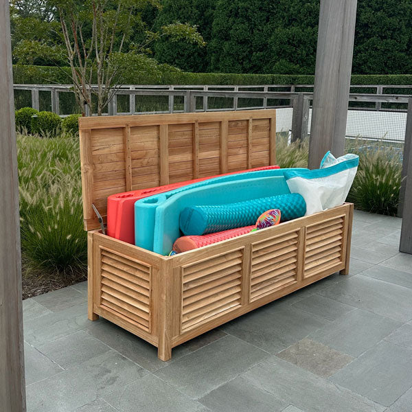 📦 Maximum Storage Meets Timeless Teak Style